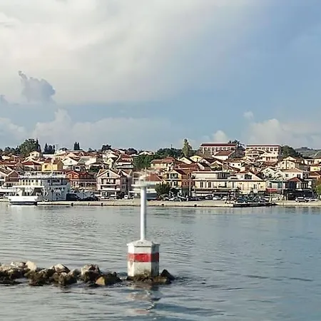 Casa de Férias Dina's House Agia Thekli