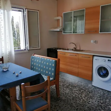 Dina's House Agia Thekli
