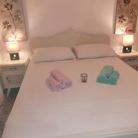 Semesterbostad Dina's House