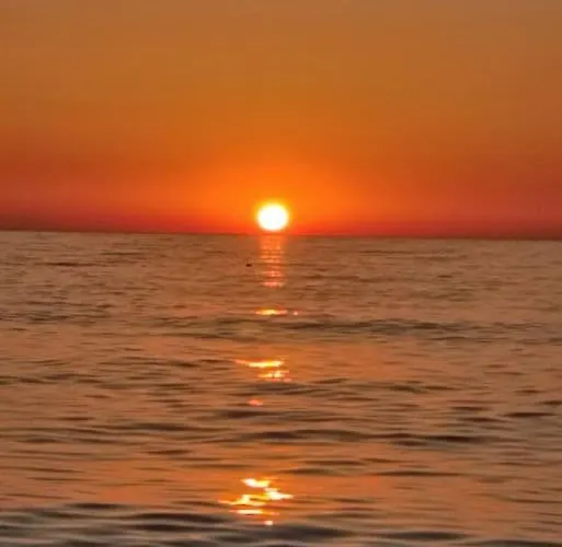 Semesterbostad Dina's House *