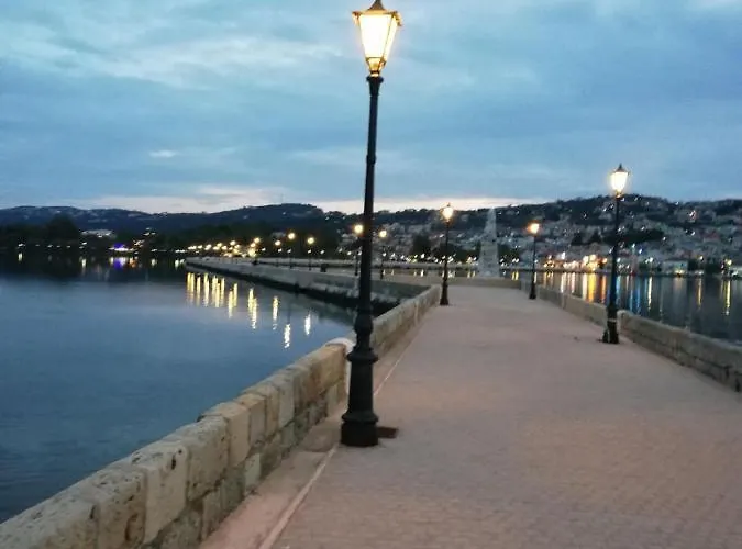 Dina's House * Agia Thekli