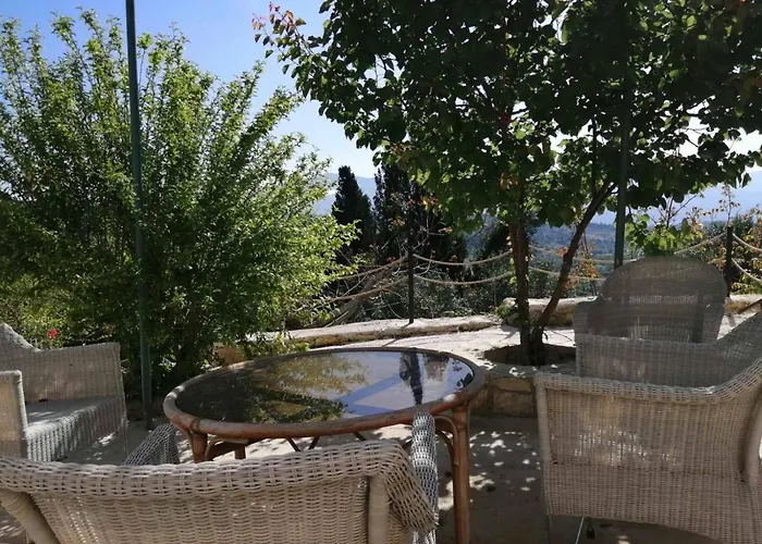 Dina's House Semesterbostad Agia Thekli