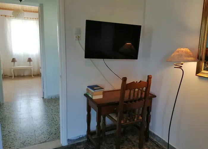 Dina's House Agia Thekli